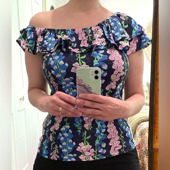 Lilly Pulitzer Wynne navy blue bells jersey knit ruffle top size small - Picture 4 of 5
